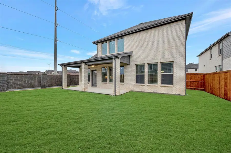 Exterior details and patio area of a home in Lilyana, Celina (Image 3).