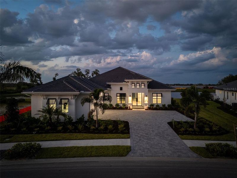 Image 93 of a home in .