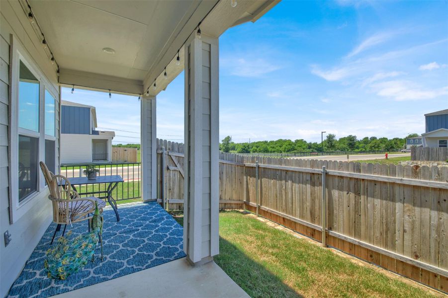Exterior details and patio area of a home in Homestead Village, Round Rock (Image 3).