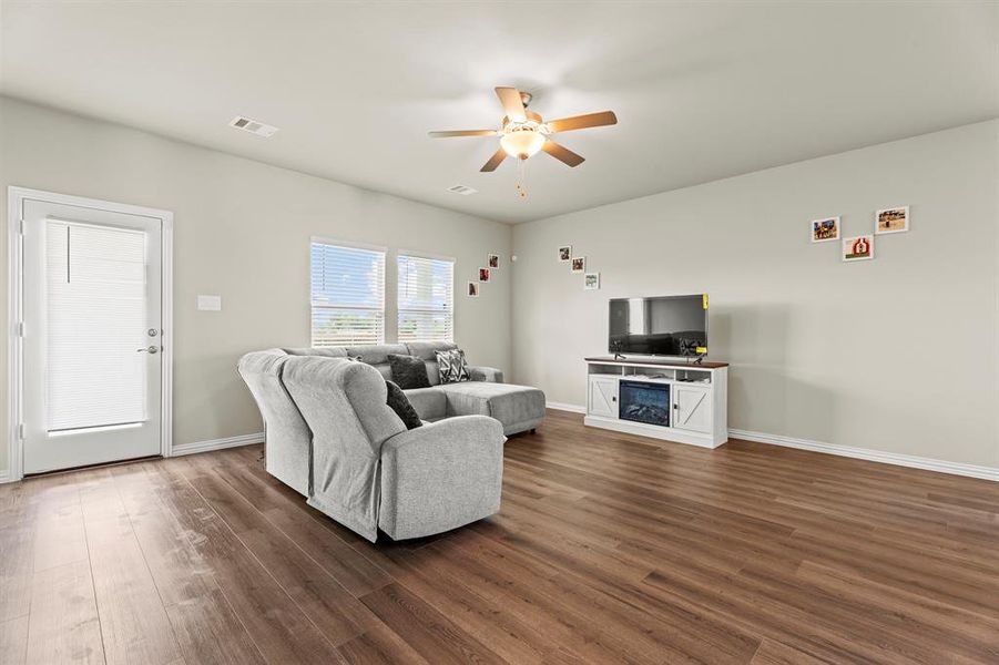 Furnished interior view inside a new home in Briarwood Hills - Highland Series, Forney (Image 7). Furnished interior view inside a new home in Briarwood Hills - Highland Series, Forney (Image 7).