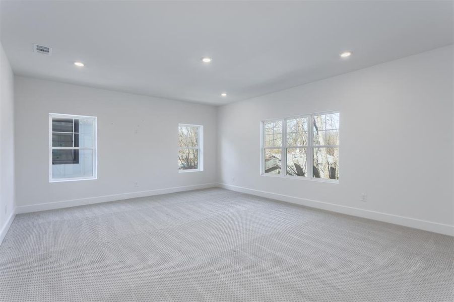 Large and luxurious primary suite