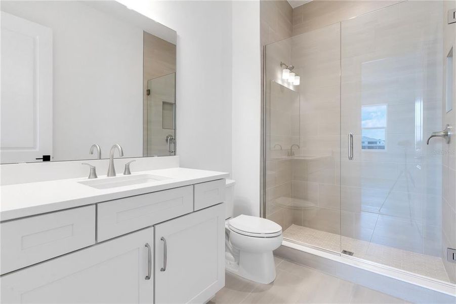 Furnished interior view inside a new home in , Orlando (Image 3).