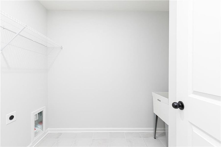 Spacious, unfurnished interior of a new home in Riverside Ridge, Lawrenceville (Image 26).