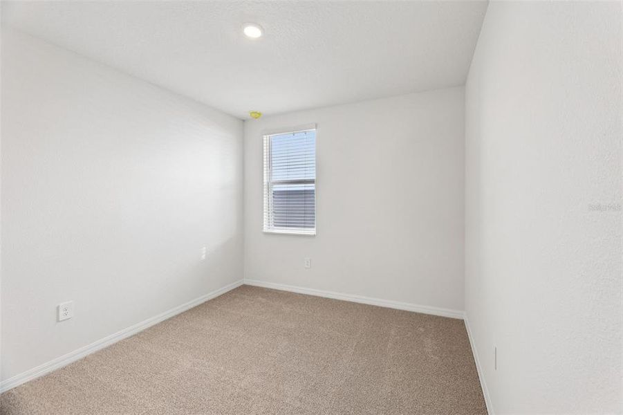 Spacious, unfurnished interior of a new home in Wynnstone - Signature Series, Davenport (Image 16).