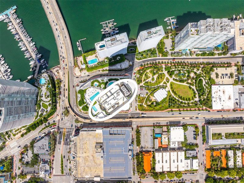 Image 33 of a home in . Image 33 of a home in .