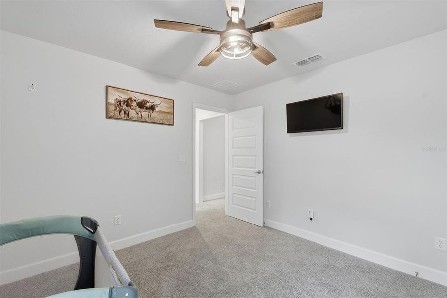 Spacious, unfurnished interior of a new home in Royal Highlands, Weeki Wachee (Image 64).