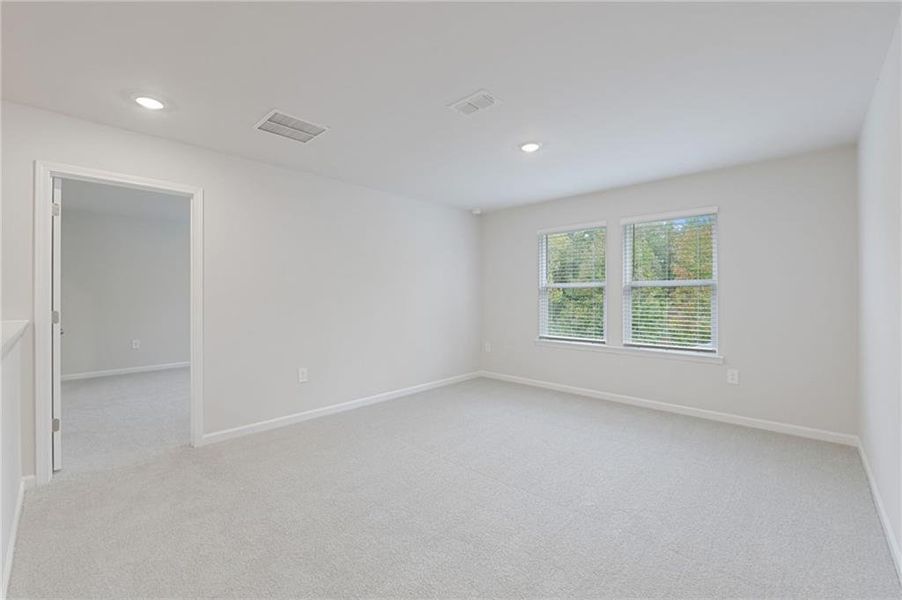 Spacious, unfurnished interior of a new home in Preserve at Mountain Creek, Pendergrass (Image 34). Spacious, unfurnished interior of a new home in Preserve at Mountain Creek, Pendergrass (Image 34).