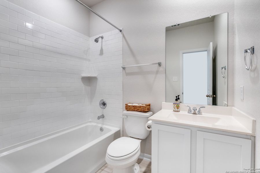 Furnished interior view inside a new home in Hickory Ridge, Elmendorf (Image 8). Furnished interior view inside a new home in Hickory Ridge, Elmendorf (Image 8).