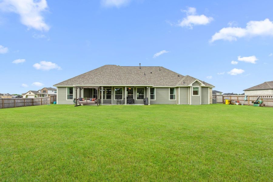 Exterior details and patio area of a home in , Needville (Image 26).