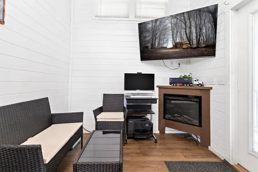 Furnished interior view inside a new home in , Liberty (Image 5).