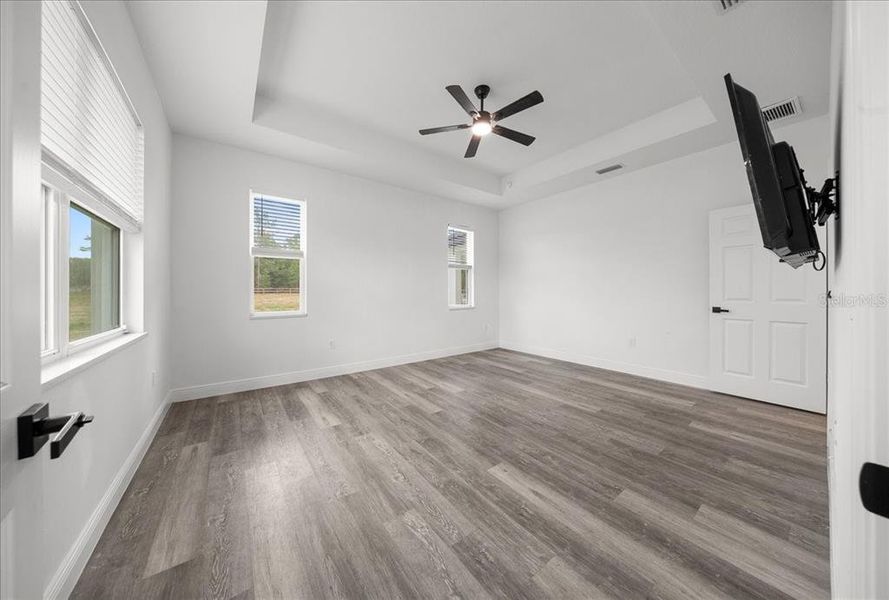 Spacious, unfurnished interior of a new home in , Dunnellon (Image 23). Spacious, unfurnished interior of a new home in , Dunnellon (Image 23).