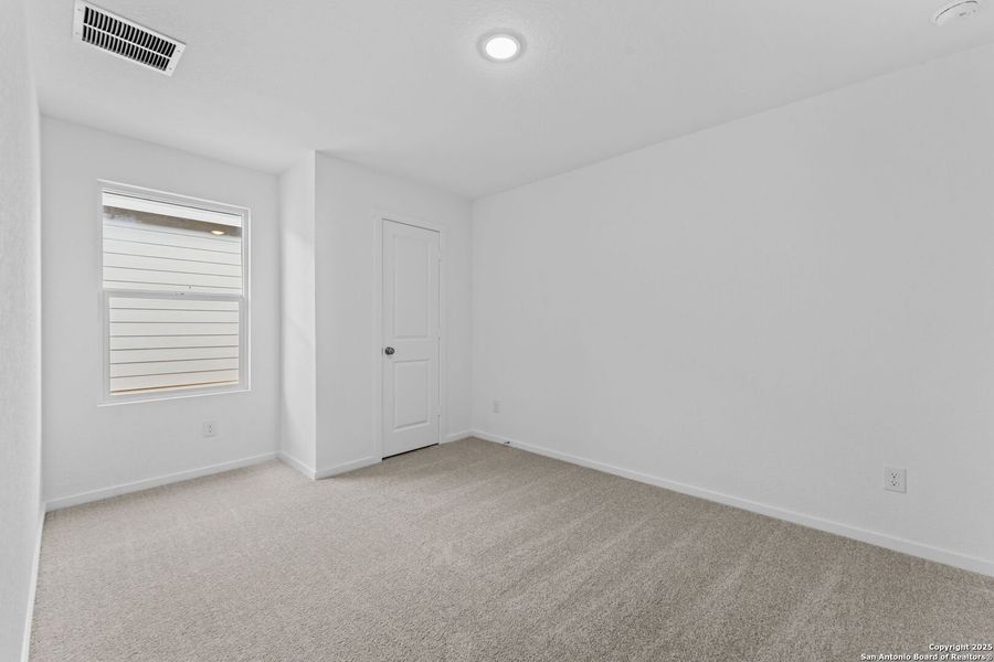 Spacious, unfurnished interior of a new home in , New Braunfels (Image 18). Spacious, unfurnished interior of a new home in , New Braunfels (Image 18).