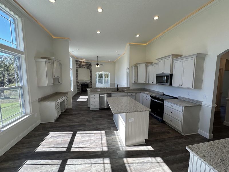 Furnished interior view inside a new home in Weston, Campobello (Image 5).