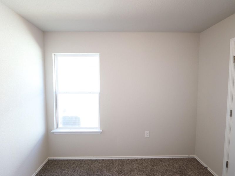 Spacious, unfurnished interior of a new home in Marble Creek Crossing, Austin (Image 12).