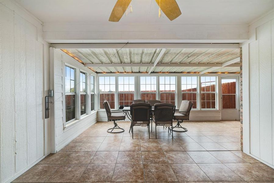 Community amenities in , Paris (Image 21). Community amenities in , Paris (Image 21).