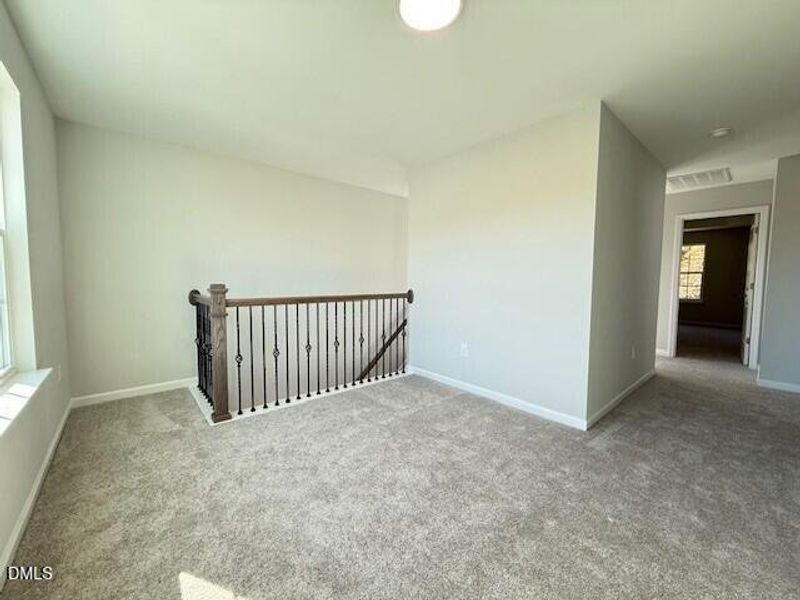 100 VR Loft 3 100 VR Loft 3