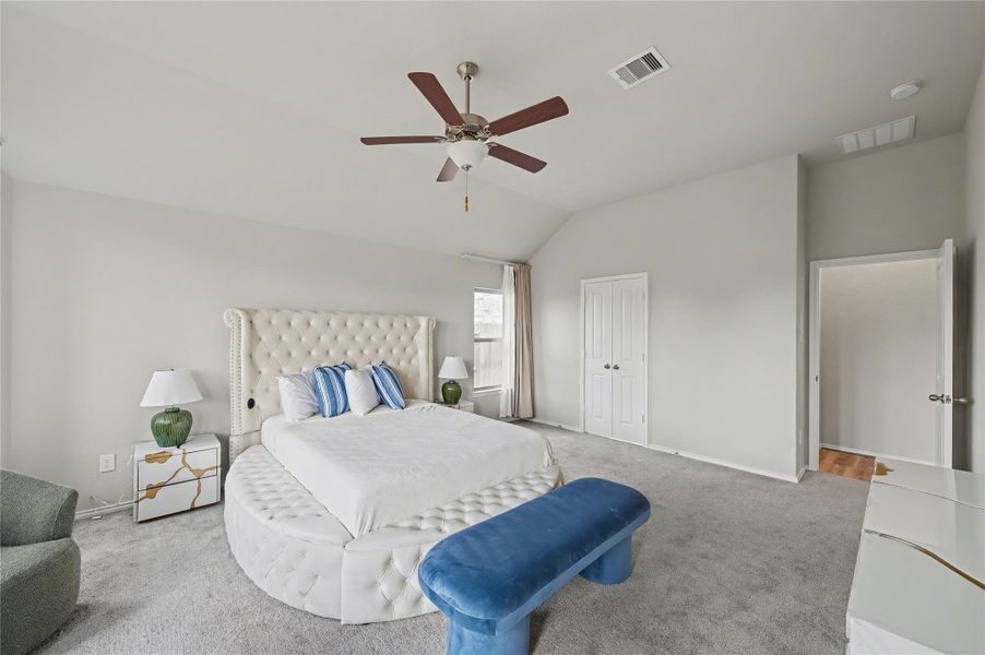 Furnished interior view inside a new home in Candela, Richmond (Image 13).