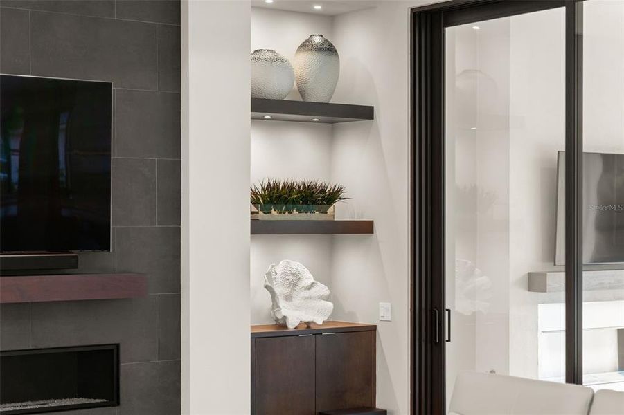 Close-up of interior finishes inside a home in , Parrish (Image 20).
