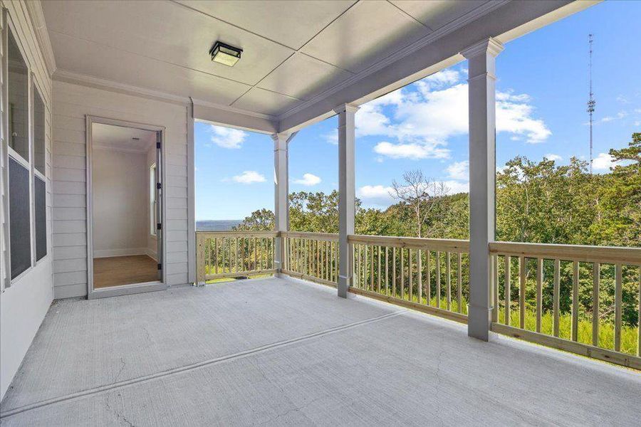 Spacious, unfurnished interior of a new home in Horizon at Laurel Canyon, Canton (Image 12). Spacious, unfurnished interior of a new home in Horizon at Laurel Canyon, Canton (Image 12).
