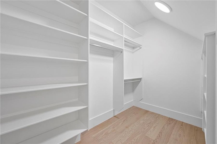 Spacious, unfurnished interior of a new home in , Lawrenceville (Image 67).