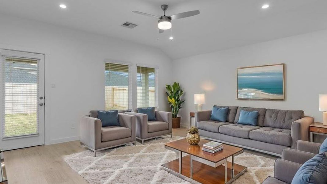 *Images and 3D tour are for illustration only and options may vary from home as built.