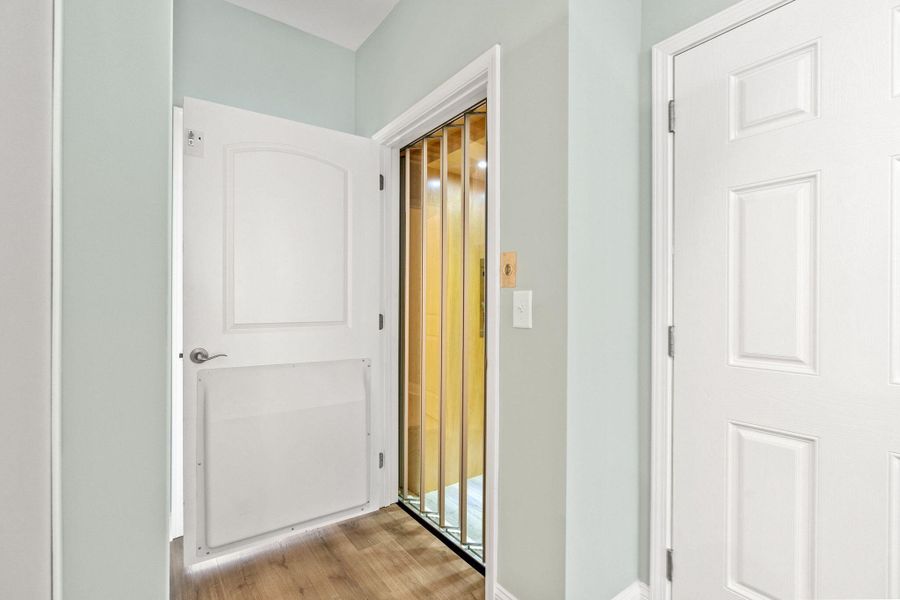 Spacious, unfurnished interior of a new home in , Surfside Beach (Image 21).