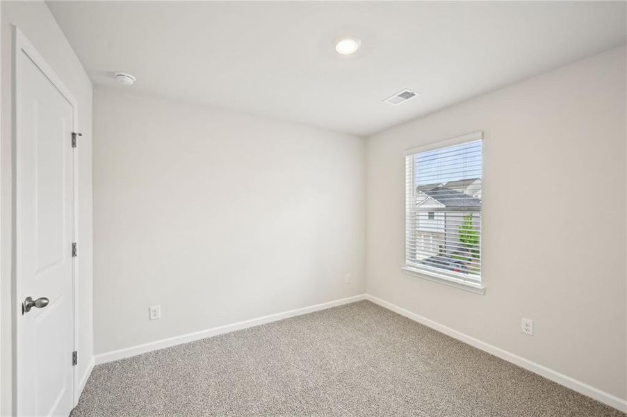 Spacious, unfurnished interior of a new home in Hawthorne Station, College Park (Image 18). Spacious, unfurnished interior of a new home in Hawthorne Station, College Park (Image 18).