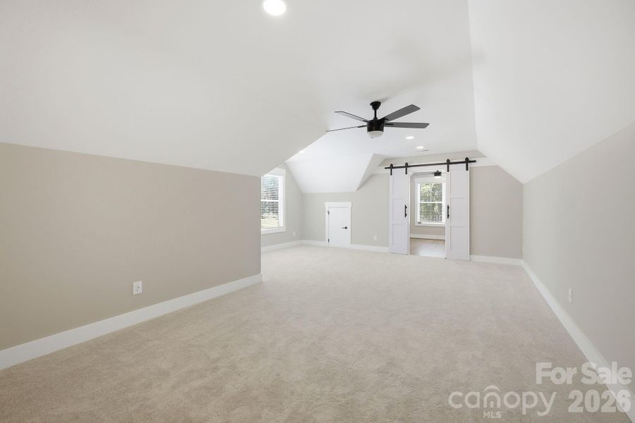 Spacious, unfurnished interior of a new home in , Lewisville (Image 26).