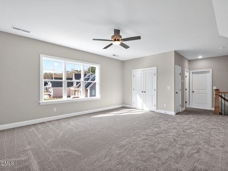 037-1280x960-theater-room