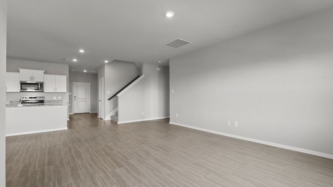 Spacious, unfurnished interior of a new home in Rosewood at Beltmill, Fort Worth (Image 17).