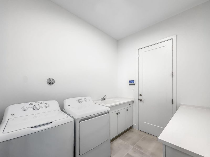 62-web-or-mls-JOY06475