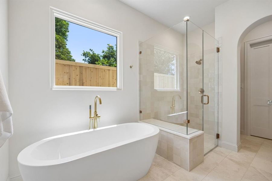 Furnished interior view inside a new home in , Dallas (Image 9).
