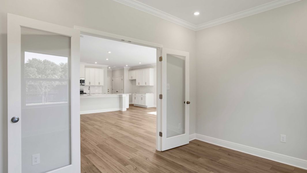 Representative unfurnished interior of a home built from the Drexel by Maronda Homes in Bellview Pointe, Bellview (Image 24).