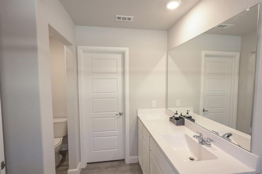 Bathroom with Walk-in Closet