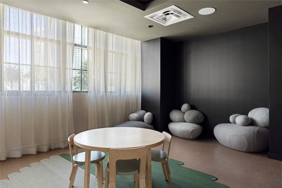 Furnished interior view inside a new home in , Miami (Image 39).