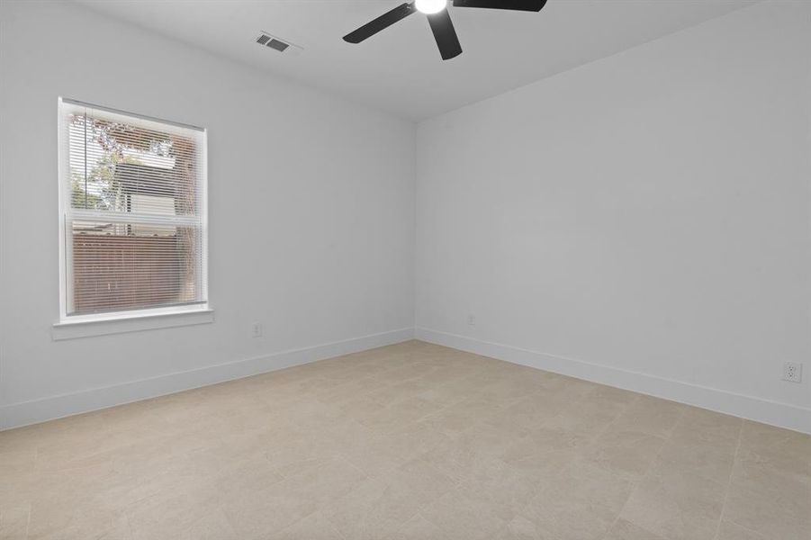 Spacious, unfurnished interior of a new home in , Fort Worth (Image 16).