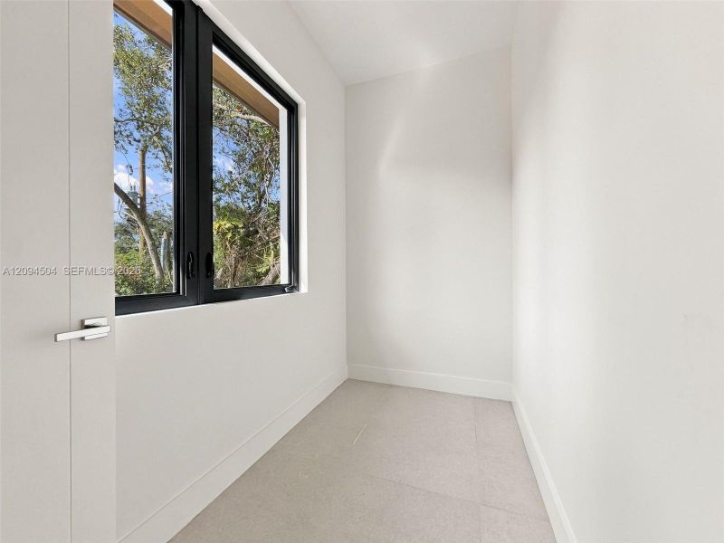 Spacious, unfurnished interior of a new home in , South Miami (Image 81).