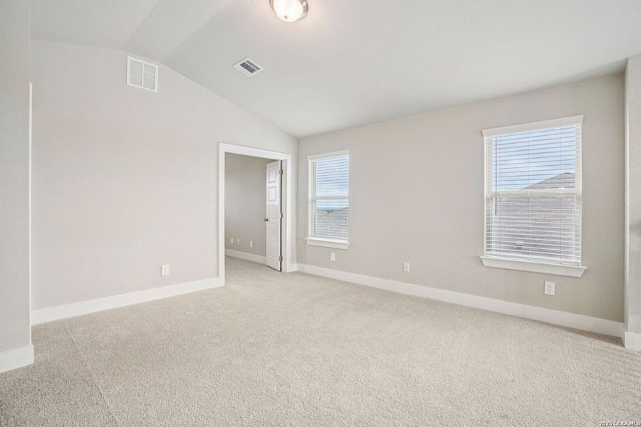 Spacious, unfurnished interior of a new home in Legendary Trails - Premier Series, Cibolo (Image 28).