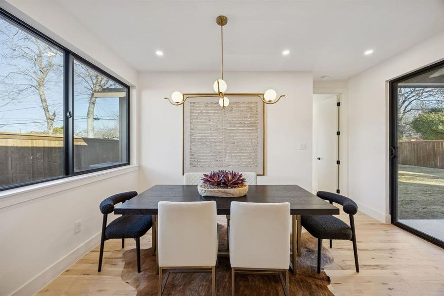 Furnished interior view inside a new home in , Dallas (Image 14).