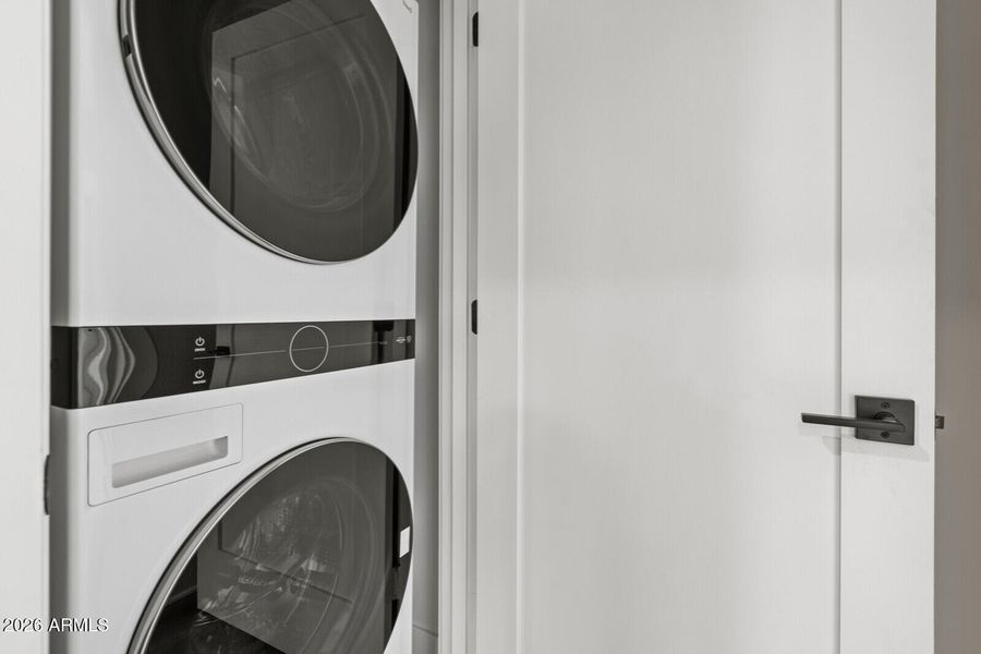 22_806_N_2nd_Ave22_mls 22_806_N_2nd_Ave22_mls