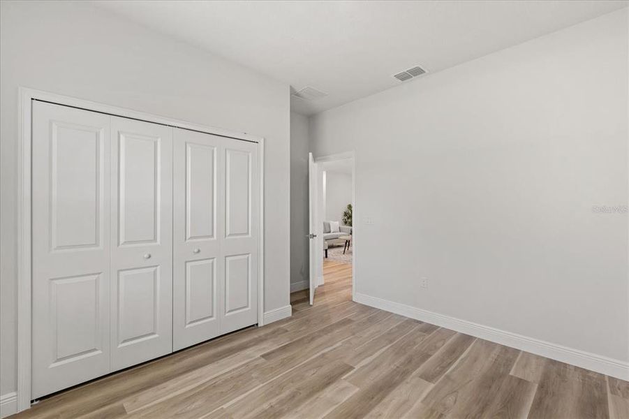 Spacious, unfurnished interior of a new home in , Ocala (Image 32).