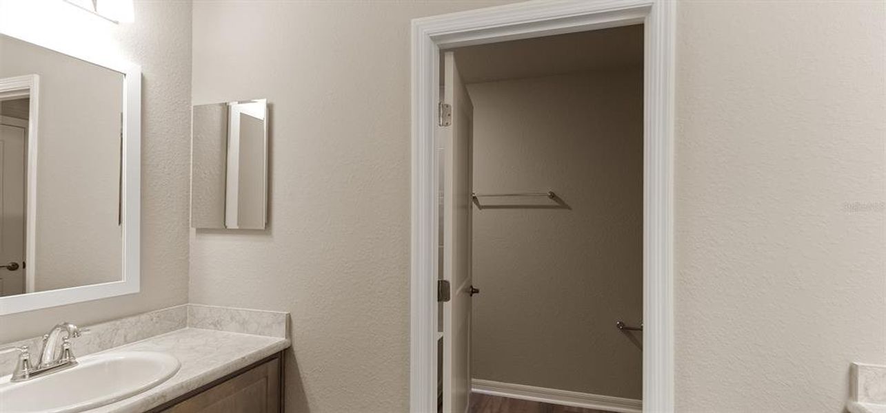 Image 38 of a home in .