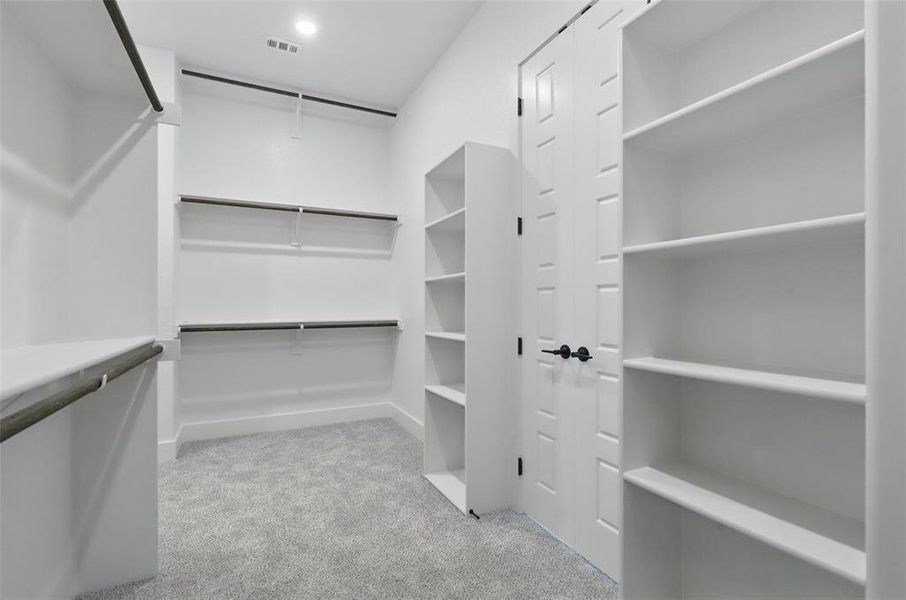 Image 22 of a home in Coyote Crossing. Image 22 of a home in Coyote Crossing.