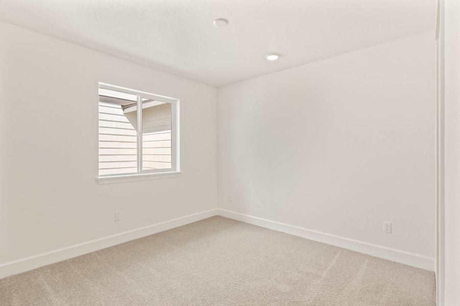 Spacious, unfurnished interior of a new home in Feather Ridge, Redmond (Image 18). Spacious, unfurnished interior of a new home in Feather Ridge, Redmond (Image 18).