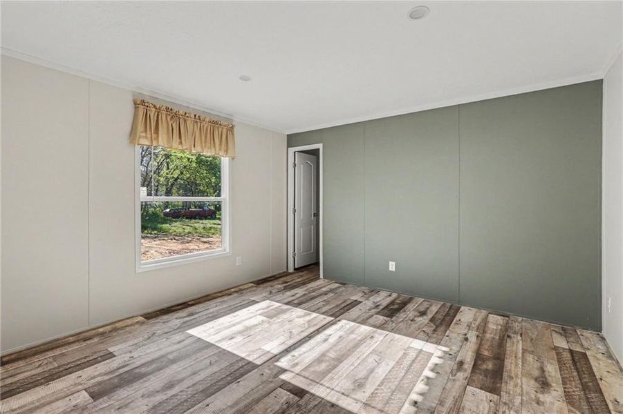 Spacious, unfurnished interior of a new home in , Cedartown (Image 18).