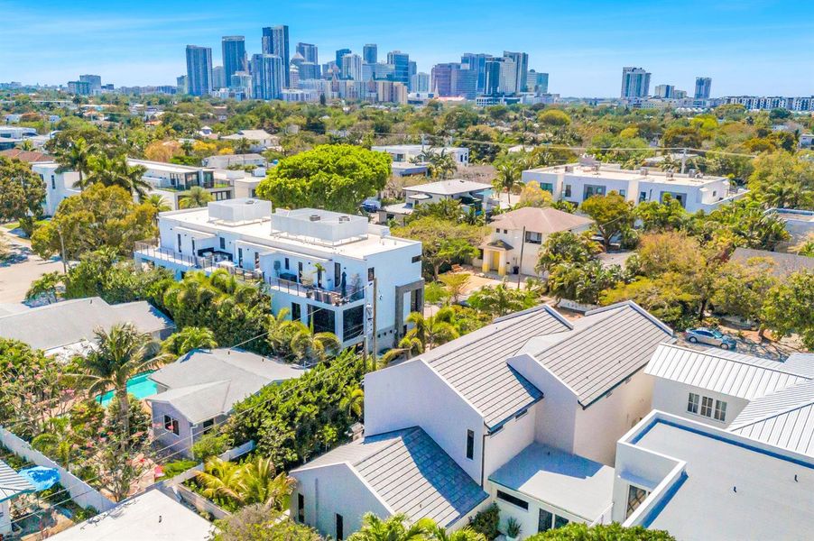 618 NE 15th AVE-94 618 NE 15th AVE-94