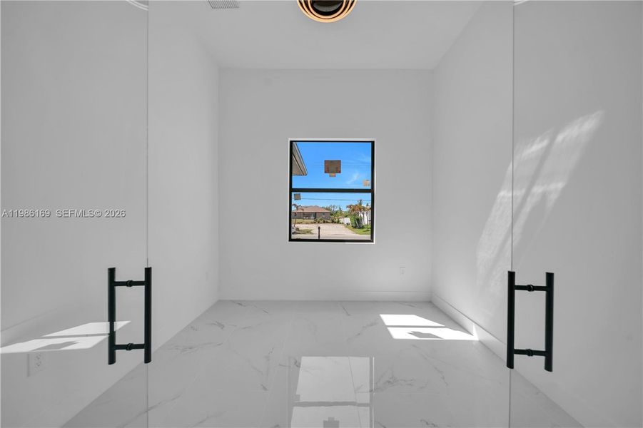 Spacious, unfurnished interior of a new home in , Lehigh Acres (Image 14). Spacious, unfurnished interior of a new home in , Lehigh Acres (Image 14).