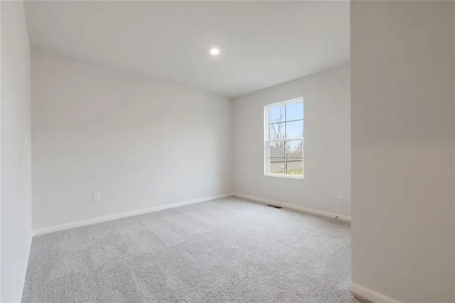 Spacious, unfurnished interior of a new home in Liberty Pointe, Villa Rica (Image 22).