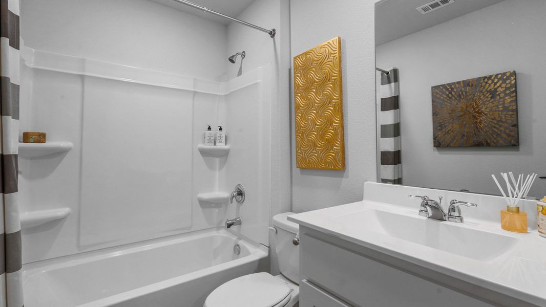 Representative furnished interior of a home built from the Texas Cali by D.R. Horton in The Hills at Reunion, Newark (Image 26). Representative furnished interior of a home built from the Texas Cali by D.R. Horton in The Hills at Reunion, Newark (Image 26).