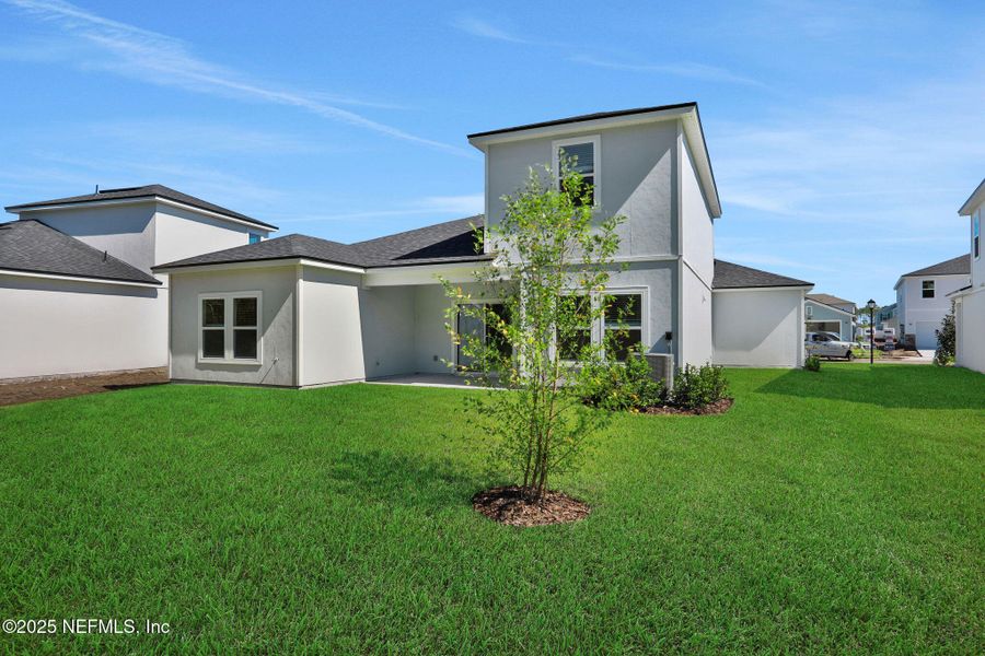 Exterior details and patio area of a home in Cordova Palms, St. Augustine (Image 19).